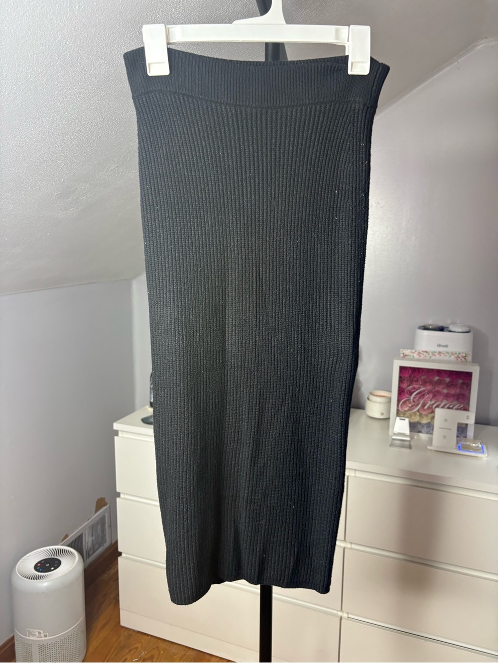 Black Ribbed Knit Midi Skirt